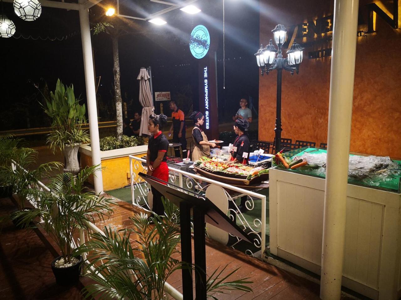 Venetian Poseidon Pool Hotel Jomtien Beach Exteriör bild